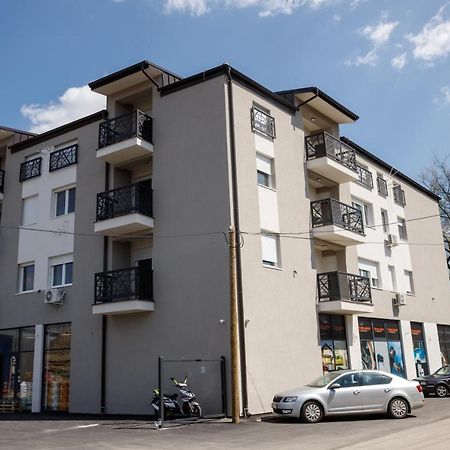 Appartamento Apartman Miluro Subotica Esterno foto