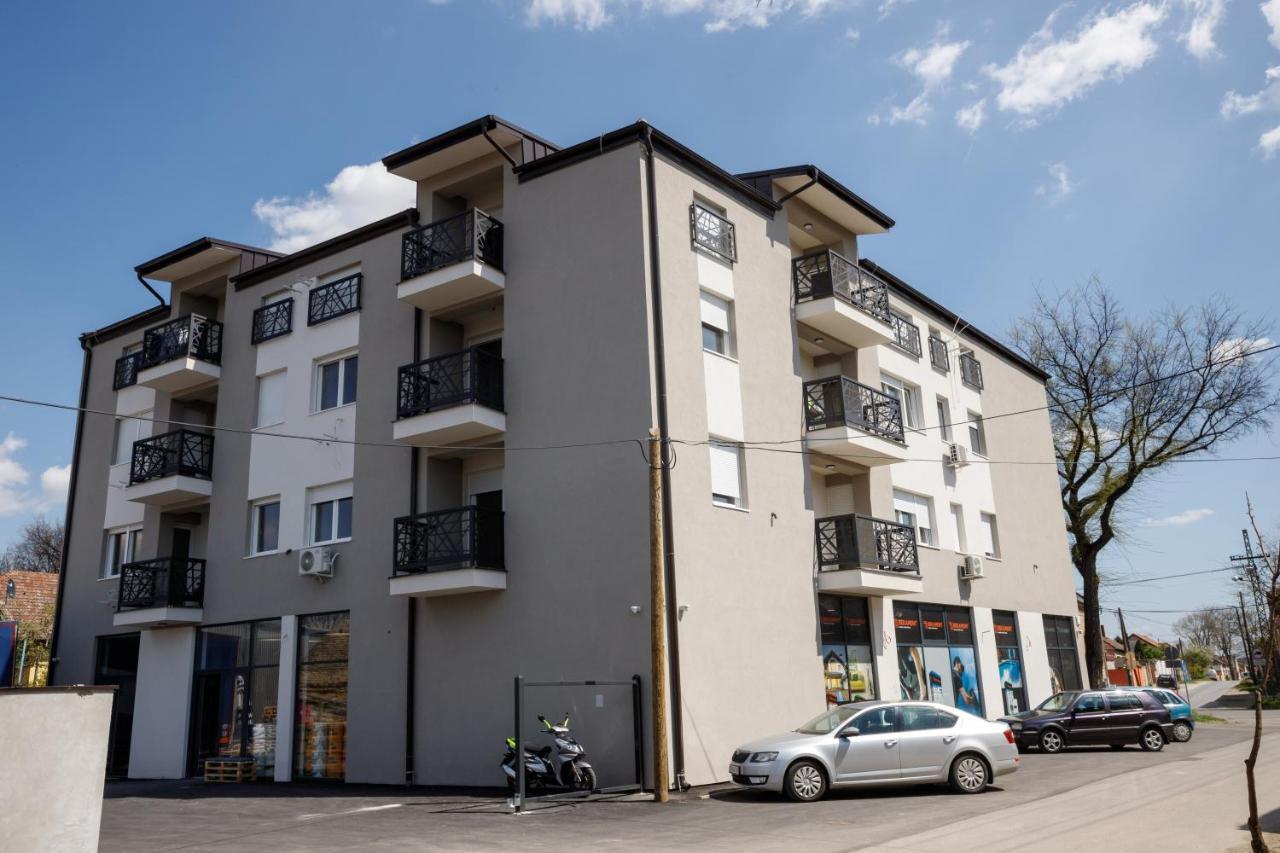 Apartman Miluro Subotica Esterno foto