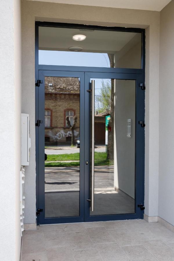 Apartman Miluro Subotica Esterno foto